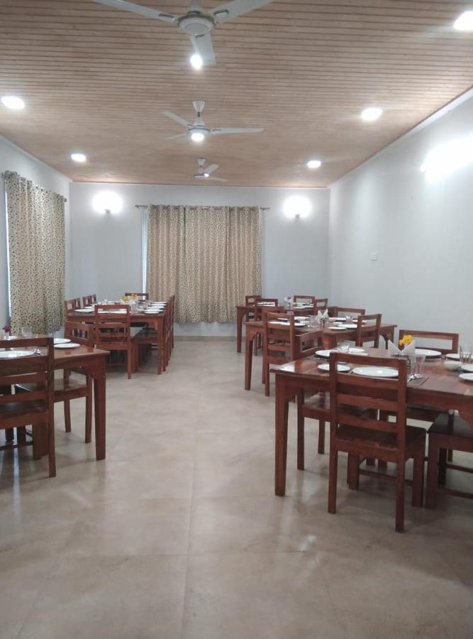 Le Roi Floating Huts & Eco Rooms Tehri New Tehri Exterior foto